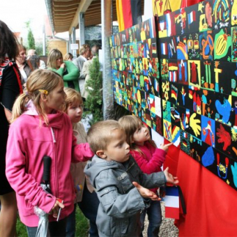 Enthüllung Wandskulptur